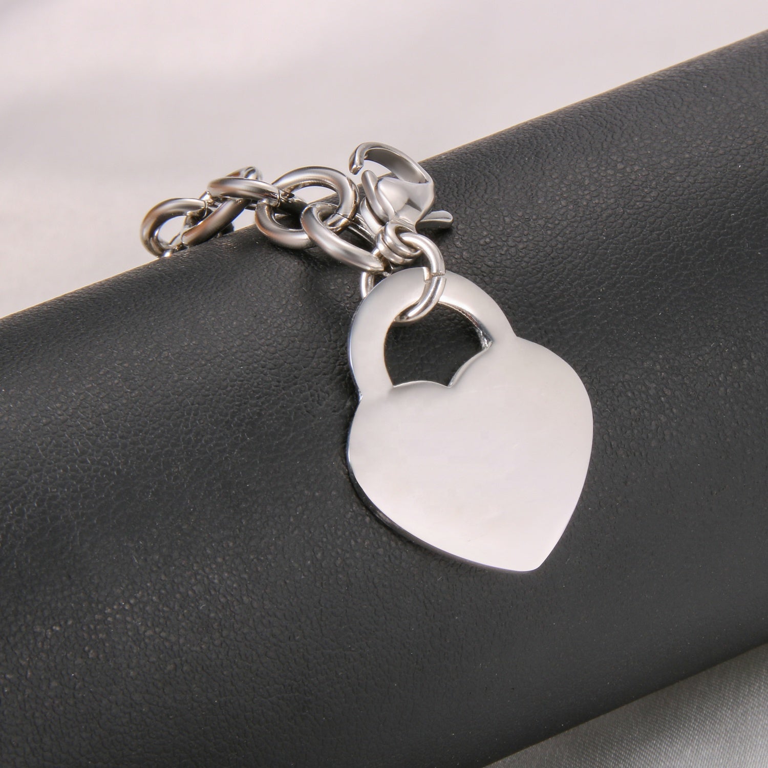Edelstahl Herz-Charm-Armband 18k vergoldet