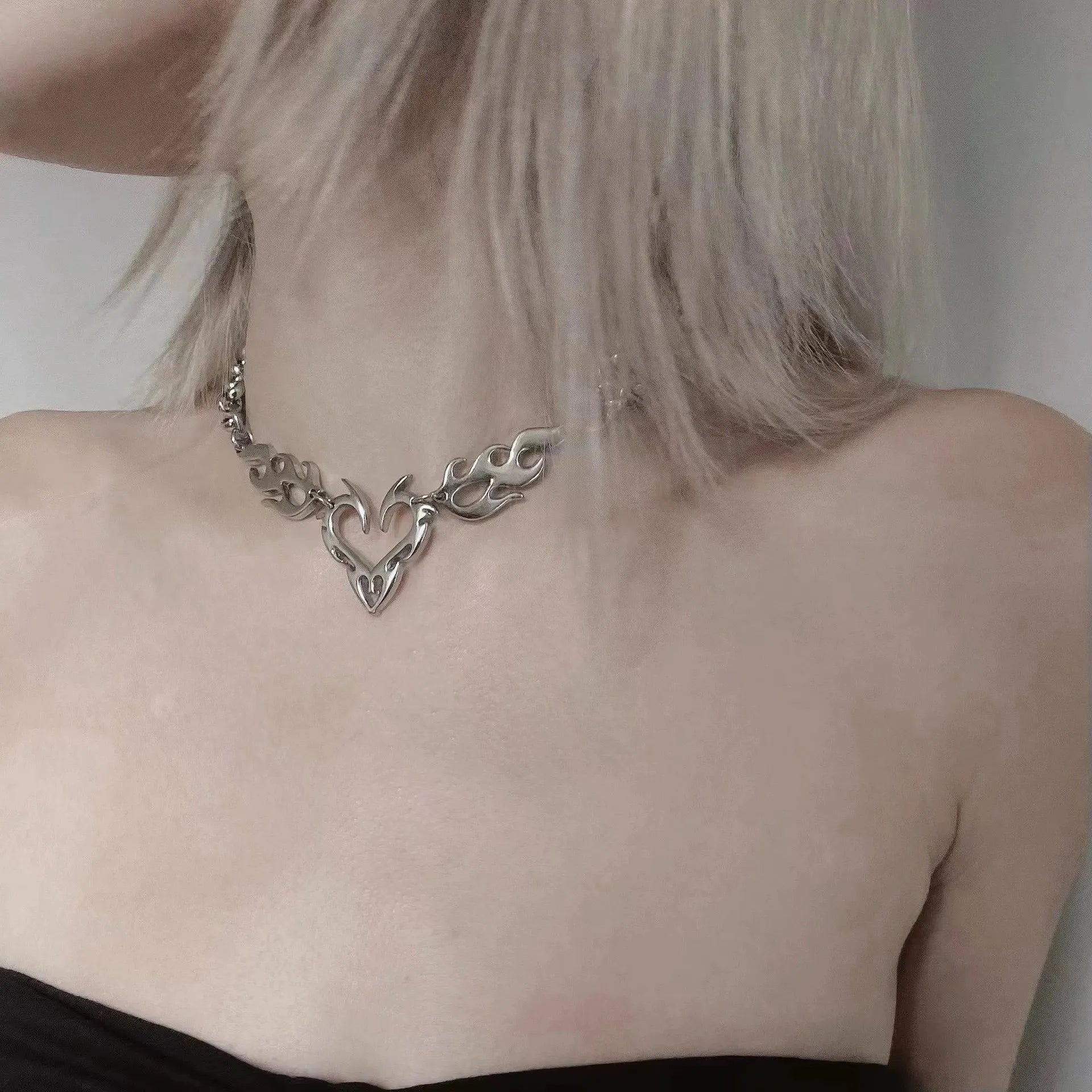 Y2K Flame Heart Pendant Necklace Punk Silver Tone
